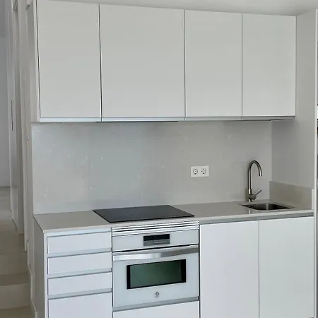Great Ocean Views Apartment